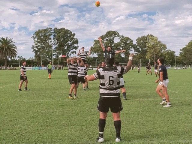 Estudiantes debut� con una victoria en el Torneo UROBA